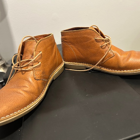 Tan Chukka Boots with Textured Leather and Crepe Sole - Picture 7 of 8
